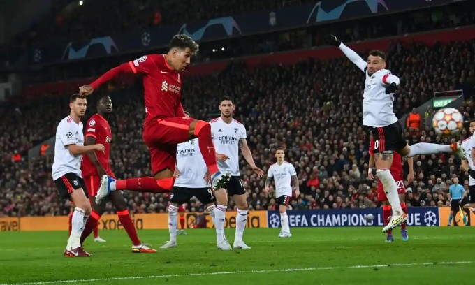 Liverpool, Man City dắt tay nhau vào bán kết Champions League
