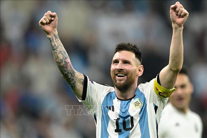 Messi tiếp bước danh thủ Beckham du đấu châu Á