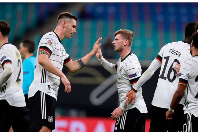 EURO 2020: Chết trong sự lạc hậu